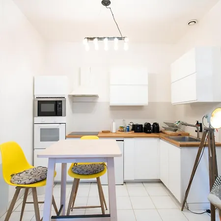 Du Vieux Cosy & Calme - Le Quarantaine Lione